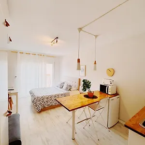 https://apartament-tropical-summer.catalonia-hotels.com