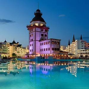 5* Resort Titanic Mardan Palace